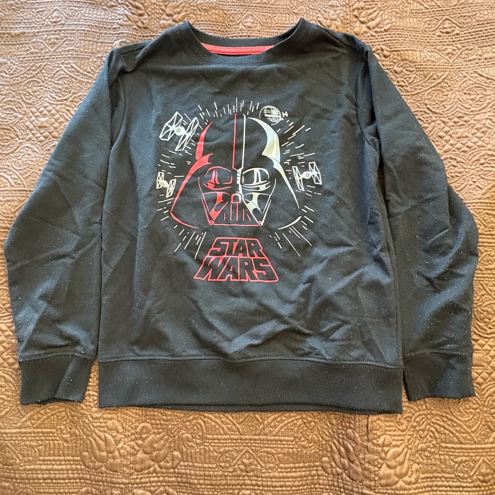 Star Wars Black and Red Crewneck Sweater Kids Size Small (6/7)
